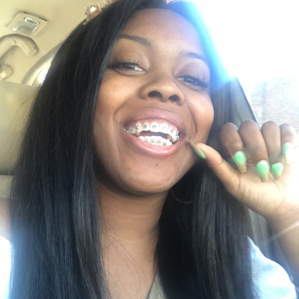 Meet your Posher, Rae